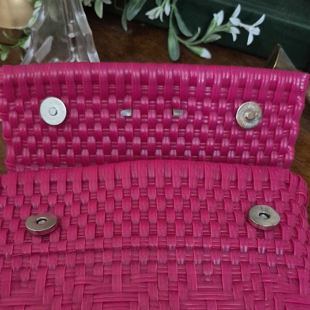 Maria Victoria Fuchsia Woven Clutch - Picture 2 of 3